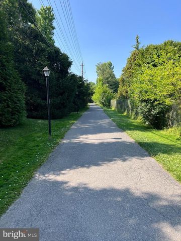 10783 BREWER HOUSE RD, Rockville, MD 20852