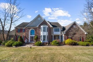19 Windy Heights Rd, Lebanon Twp., NJ 07830