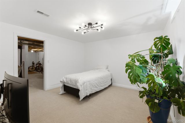 45645 Graystone Lane, Canton Charter Township, MI 48187