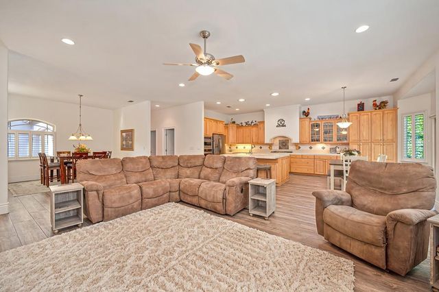 15084 Rio Cir, Rancho Murieta, CA 95683