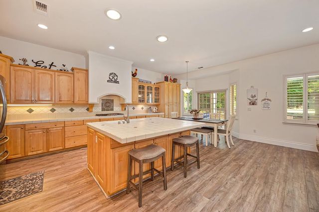 15084 Rio Cir, Rancho Murieta, CA 95683