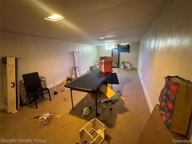 2214 Santa Barbara Drive, Flint, MI 48504
