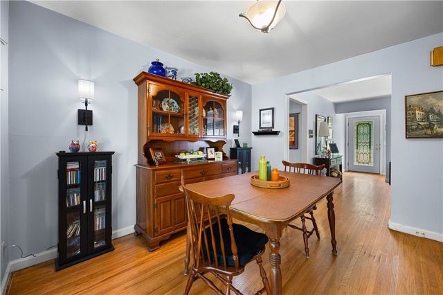 76 French Road, Pittsford, NY 14618