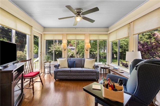 76 French Road, Pittsford, NY 14618