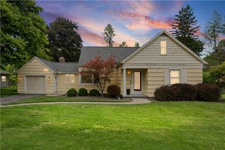 76 French Road, Pittsford, NY 14618