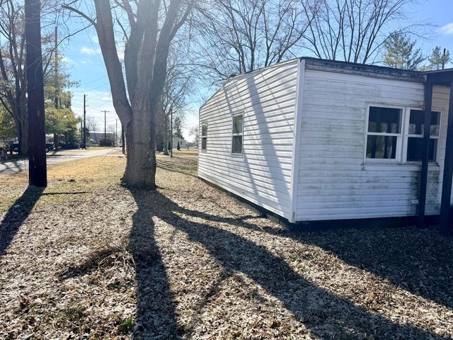 8017 Hamilton Street, Washington Court House, OH 43160