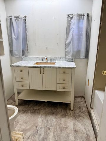 8017 Hamilton Street, Washington Court House, OH 43160