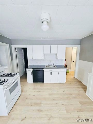 284 Olmstead Avenue, Lancaster, NY 14043