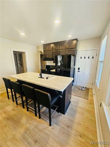 284 Olmstead Avenue, Lancaster, NY 14043