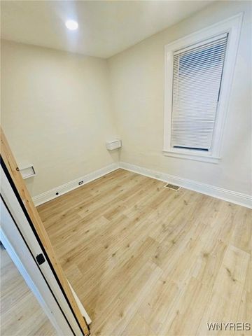 284 Olmstead Avenue, Lancaster, NY 14043