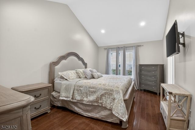 75 Washington Ct, Montville Twp., NJ 07082