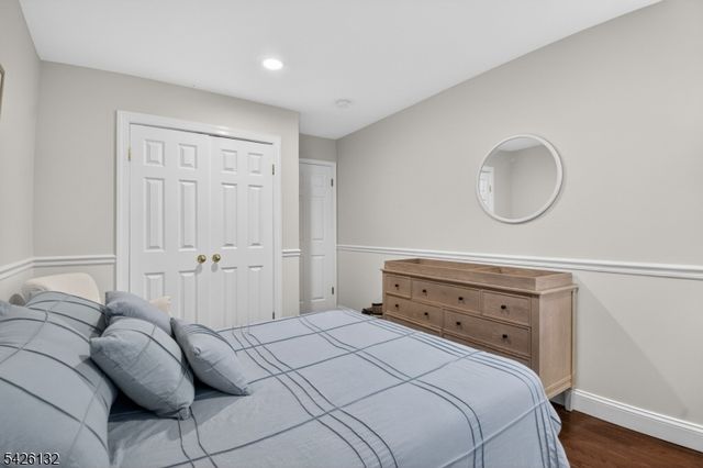 75 Washington Ct, Montville Twp., NJ 07082