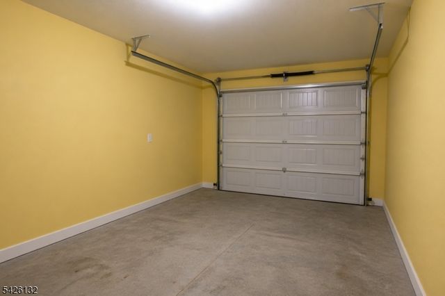 75 Washington Ct, Montville Twp., NJ 07082