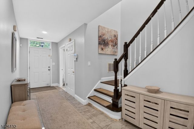 75 Washington Ct, Montville Twp., NJ 07082