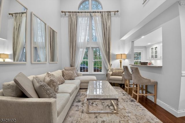 75 Washington Ct, Montville Twp., NJ 07082