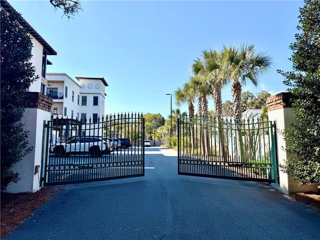400 Ocean Blvd 2102, St Simons Island, GA 31522