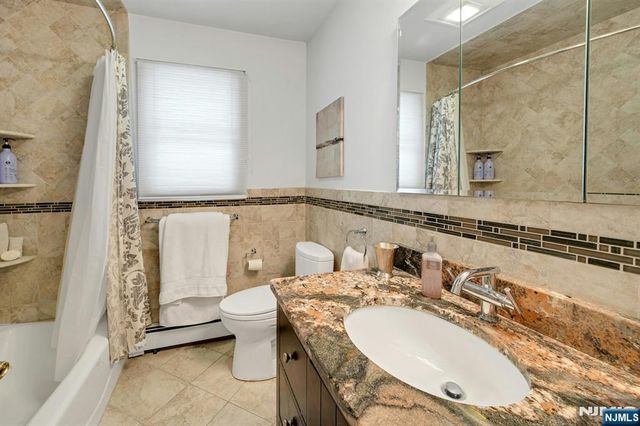 48 Deerfield Road, Wayne, NJ 07470