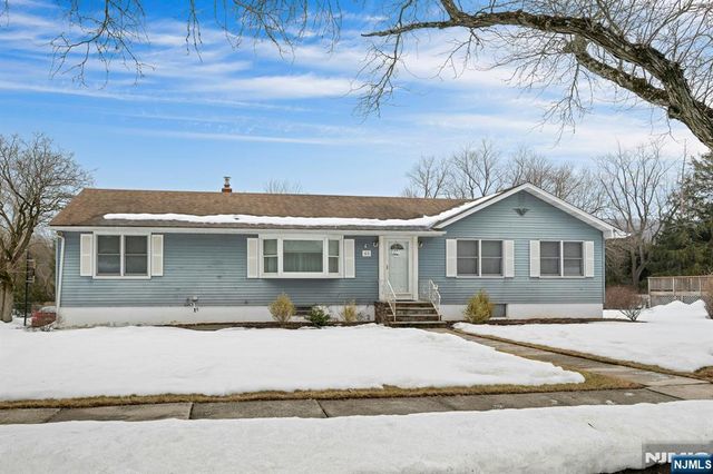 48 Deerfield Road, Wayne, NJ 07470