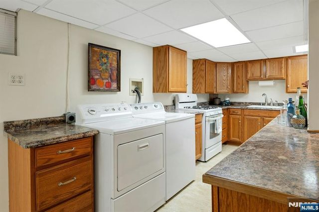 48 Deerfield Road, Wayne, NJ 07470