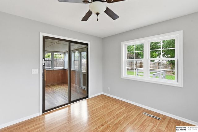6177 Hickory Street, Omaha, NE 68106