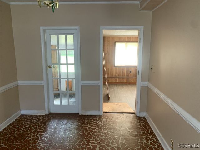 8239 Lansdowne Rd, Mechanicsville, VA 23116