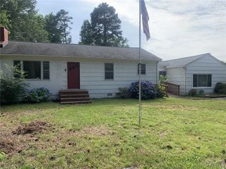8239 Lansdowne Rd, Mechanicsville, VA 23116