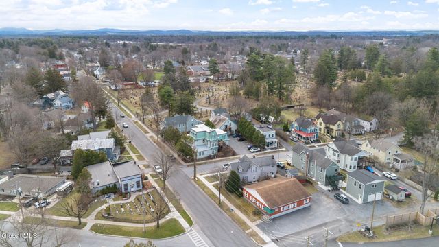 48 Lincoln Avenue, Saratoga Springs, NY 12866