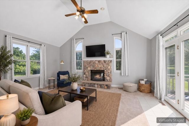 41W610 Silvana Drive, Elgin, IL 60124