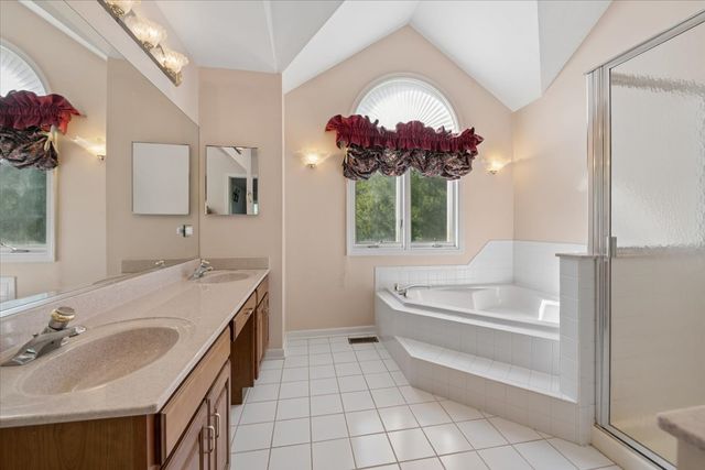 41W610 Silvana Drive, Elgin, IL 60124