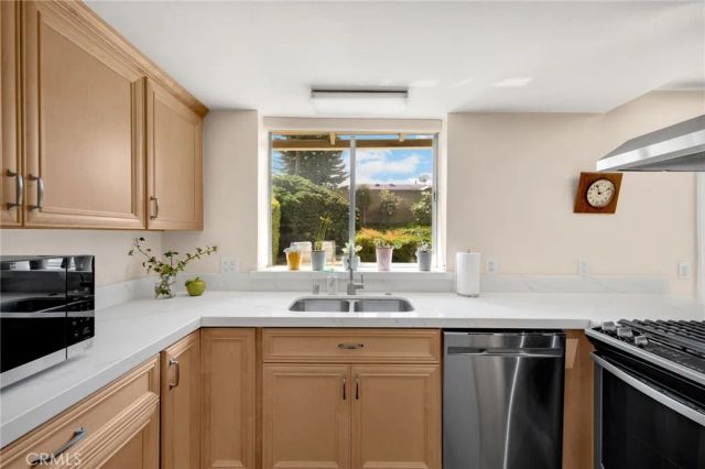 15816 Golden Lantern Ln, Whittier, CA 90604