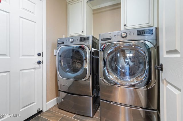 4467 COVERED WAGON Trail, Wickenburg, AZ 85390