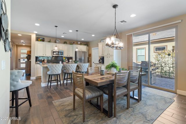 4467 COVERED WAGON Trail, Wickenburg, AZ 85390