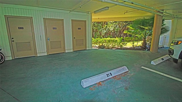 221 NE Plantation Road 213, Stuart, FL 34996