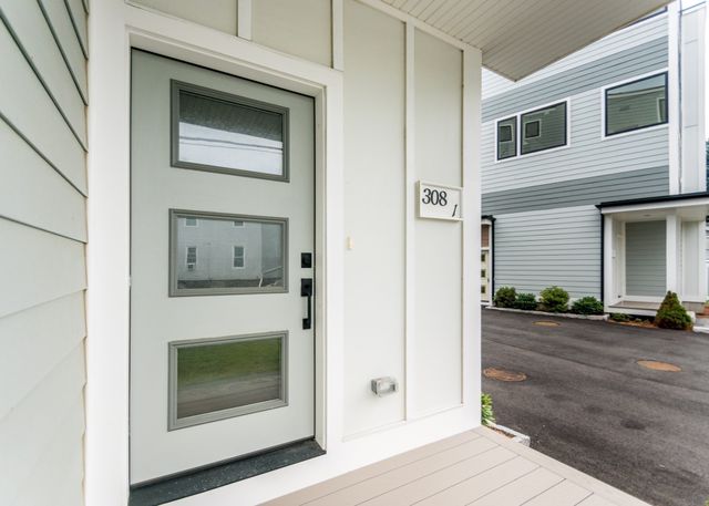 312 Newton Street 1, Waltham, MA 02453