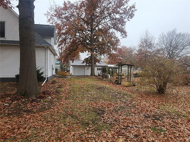 893 Short Avenue, Marengo, IA 52301