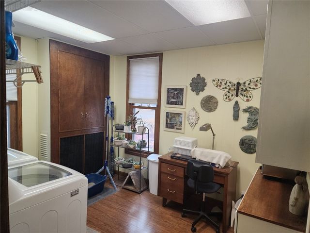 893 Short Avenue, Marengo, IA 52301