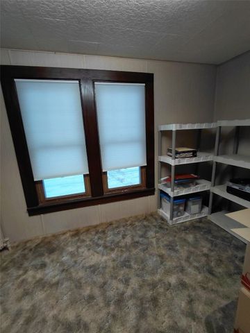 893 Short Avenue, Marengo, IA 52301