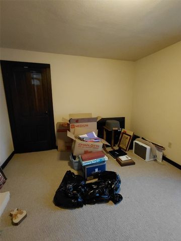 893 Short Avenue, Marengo, IA 52301