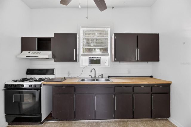 1304 E 15TH AVENUE, Tampa, FL 33605