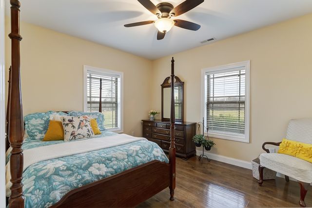 1065 Parkhurst Rd, Mcminnville, TN 37110