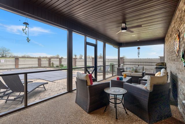 1065 Parkhurst Rd, Mcminnville, TN 37110