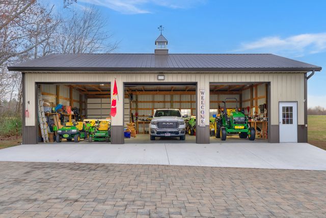 1065 Parkhurst Rd, Mcminnville, TN 37110