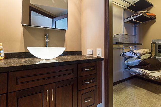 300 N State Street 3334, Chicago, IL 60654