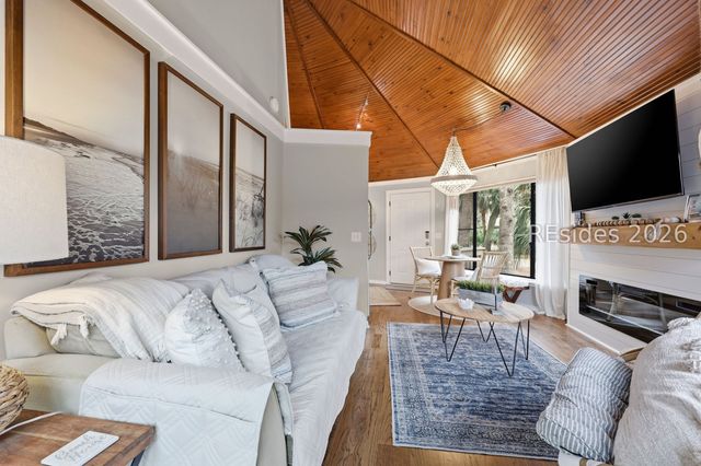 25 Night Heron Ln, Hilton Head Island, SC 29928
