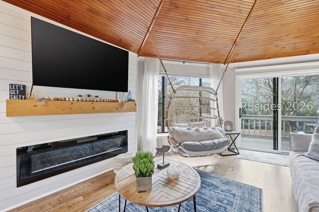 25 Night Heron Ln, Hilton Head Island, SC 29928