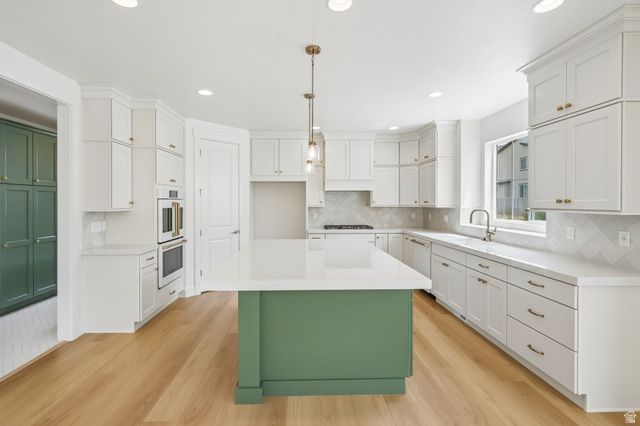 9978 N LITTLE LEAF LN, Highland, UT 84003