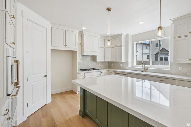 9978 N LITTLE LEAF LN, Highland, UT 84003