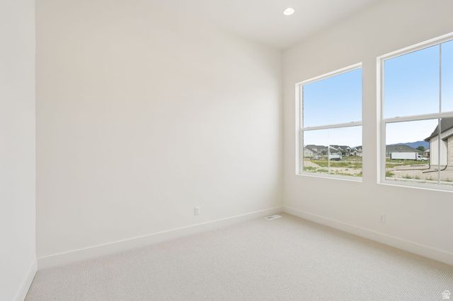 9978 N LITTLE LEAF LN, Highland, UT 84003