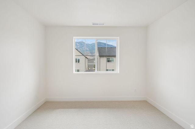 9978 N LITTLE LEAF LN, Highland, UT 84003