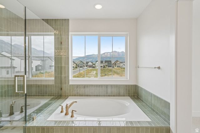 9978 N LITTLE LEAF LN, Highland, UT 84003